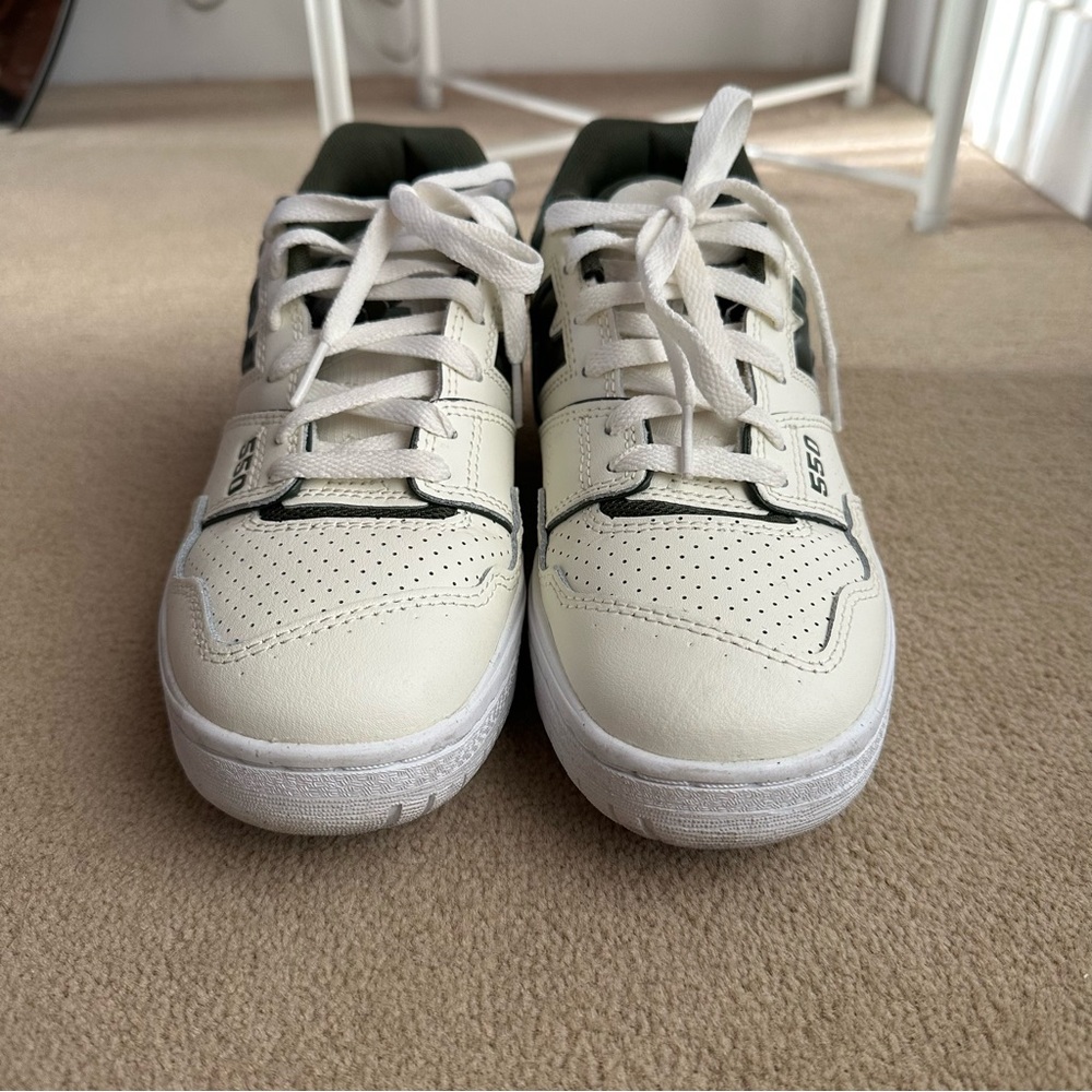 New Balance 550 Off White and Green